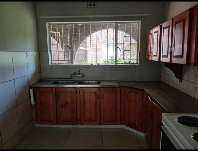 2 BEDROOM TOWNHOUSE FOR SALE IN THREE RIVERS